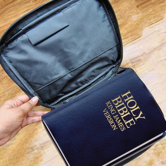 Genuine Leather Bible Organizer Book Cover for Unisex - Picture 4 of 10